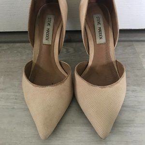 Steve Madden Nude Pumps